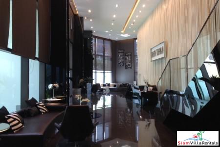 Rhythm 44/1 | North, East and South River Views from this Two Bedroom Condo in Phra Khanong-5