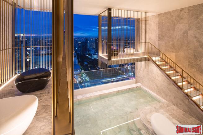 Newly Completed Ultra Luxury High-Rise Condo at Chidlom in the Pathumwan Area -Discount and Rental Guarantee 5% for 2 Years! 2 Bed Units