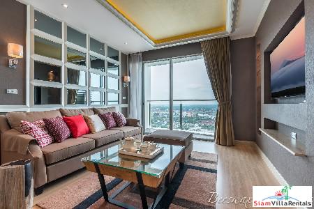 Skywalk Condo | Fantastic City Views from this Contemporary Two Bedroom Condo in Phra Khanong-11