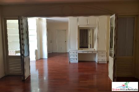 Windmill Village Bangna Golf Course | Extra Large Four Bedroom Home with Pool near the Airport-14