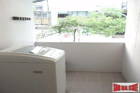 Noble House Thonglor 25