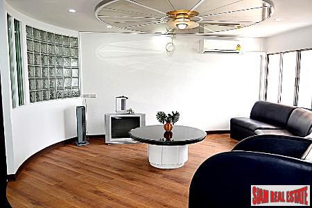 Lumpini Place Sathorn