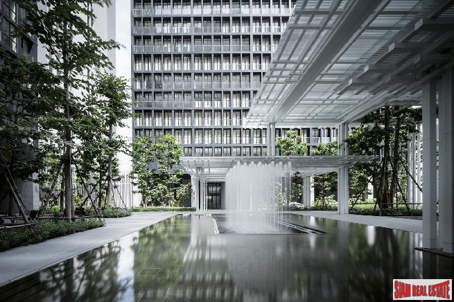 Completed Superior Condos in this New High-Rise within an Urban Oasis at BTS Ploenchit - One Bed Units - 20% Discount!-17