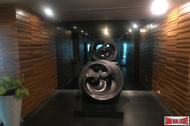 Siri On 8 | Convenient Two Bedroom Condo for Rent Located Near BTS Nana on Sukhumvit 8-1