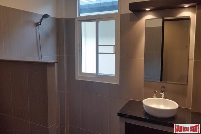 Saphan Chang Residence | Colorful Three Bedroom Rawai Pool Villa with Private Yard-1