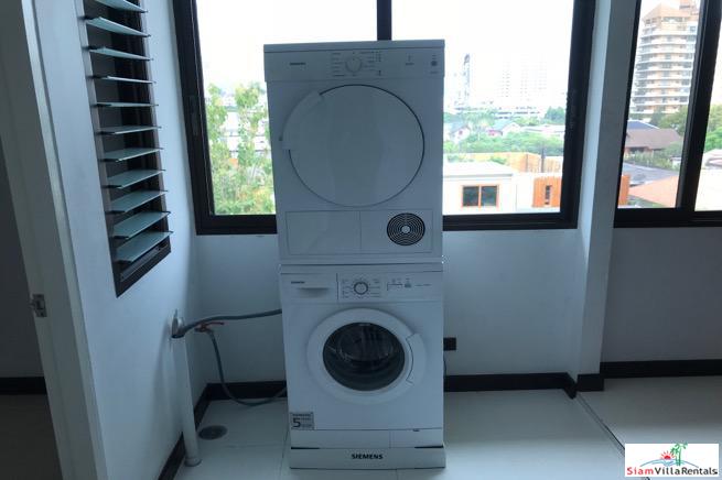 The Grand Villa | Stylish Extra Large Two Bedroom within Walking Distance to BTS Ekkamai-14