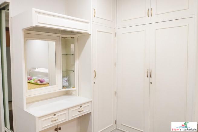 Baan Suan Petch | Roomy Two Bedroom Condo Good for Small Family in Phrom Phong-20