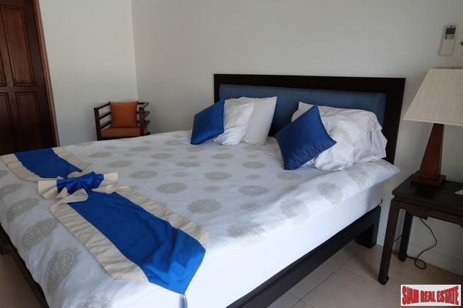 Loch Palm Cove | Large Courtyard Design Three Bedroom Pool Villa for Rent
