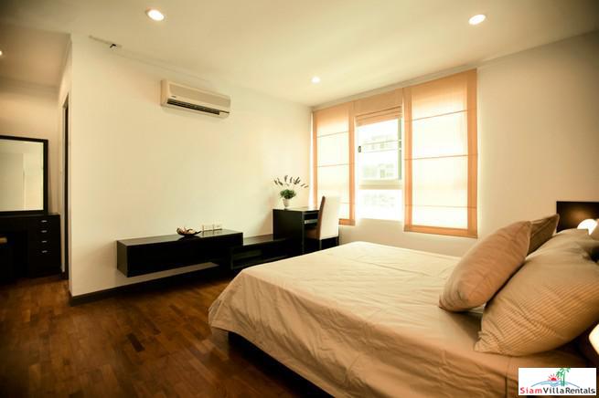 Baan Siri Sukhumvit 13 | Large Two Bedroom Condo Located in a Low-Rise Building with Great City Views Near BTS Nana-4
