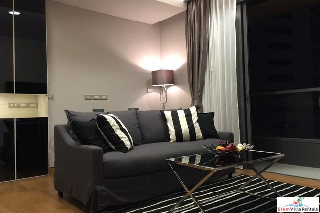 The Lumpini 24 | Elegant Two Bedroom Condo for Rent with City Views in Phrom Phong-5