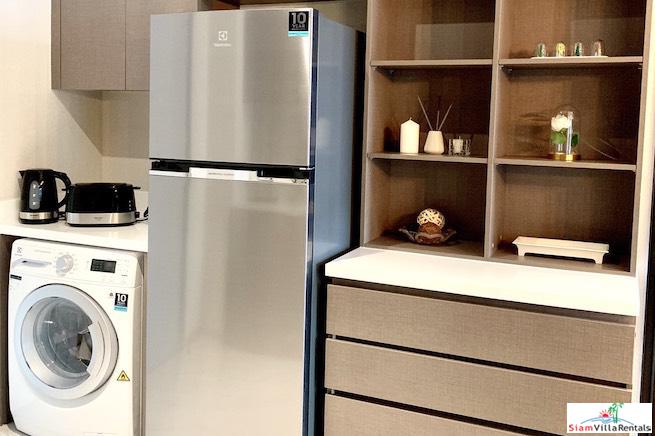 RHYTHM Ekkamai | Large Modern Two Bedroom Corner for Rent in New Condo-24