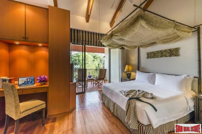 Laguna Townhomes | Outstanding Four Bedroom Townhouse for Sale with Private Pool and Lagoon Views-6