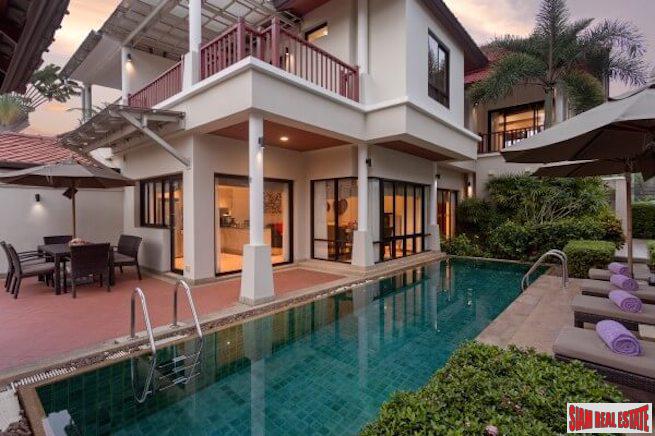 Laguna Townhomes | Fantastic Four Bedroom Townhome with Private Pool & Golf Views for Sale