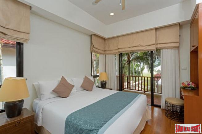 Laguna Townhomes | Fantastic Four Bedroom Townhome with Private Pool & Golf Views for Sale-7