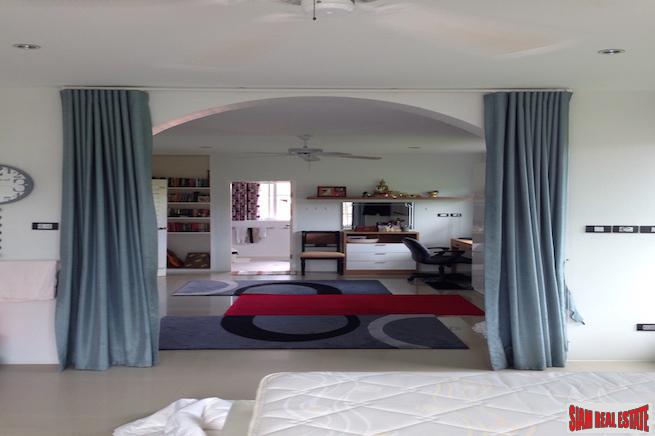 Large Four Bedroom Pool Villa with Private Pool and Garden in Cherng Talay-12
