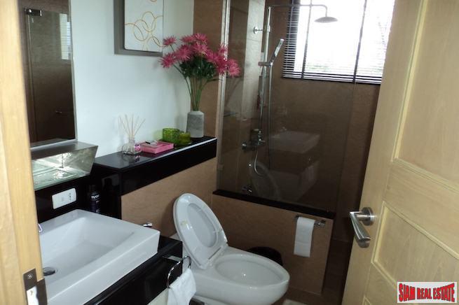 Laguna Village Townhomes | Extra Spacious Three Bedroom with Large Private Pool and Lagoon Views-8