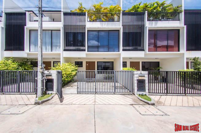 Laguna Park Phuket Townhome | Lush Tropical Garden Views from this Three Bedroom Townhome-2