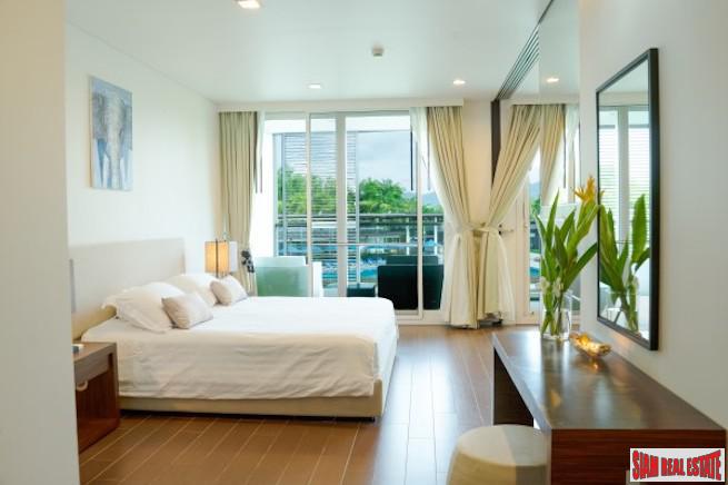 The Lofts at Laguna Village | Large and Cheerful One Bedroom Condo with Pool View for Sale-3