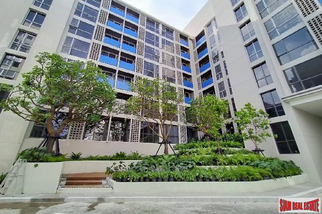 Newly Completed Furnished Condos by Leading Thai Developers next to BTS Onnut - 1 Bed Plus Units - 15% Discount! Free Furniture and Free Transfer!