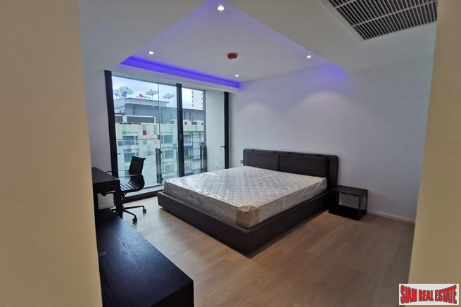 Circle Sukhumvit 11 | Newly Built Luxury High-Rise Condo at Sukhumit 11, BTS Nana - 2 Bed Unit - 15% Discount and Fully Furnished!
