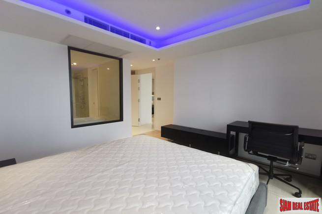 Circle Sukhumvit 11 | Newly Built Luxury High-Rise Condo at Sukhumit 11, BTS Nana - 2 Bed Unit - 15% Discount and Fully Furnished!