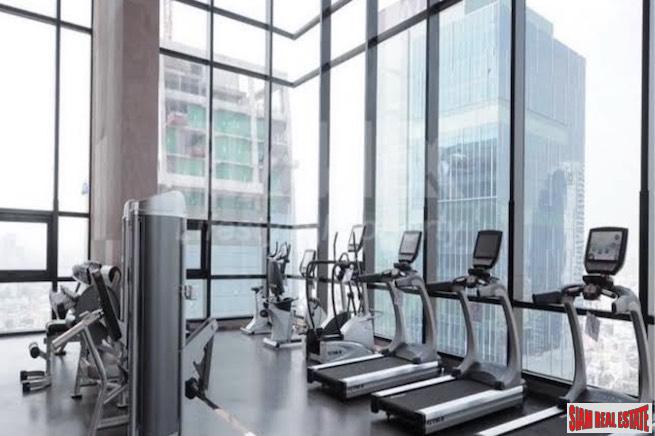 Ivy Ampio | Contemporary One Bedroom Ratchadaphisek Condo for Sale with Unblocked City Views