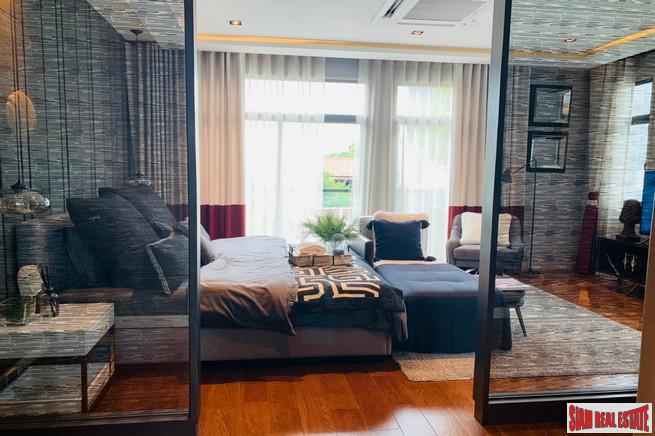 Luxury 4 Bed Show House for Sale in Exclusive Estate with Clubhouse at Bangchak Sukhumvit, close to BTS Phunnawithee