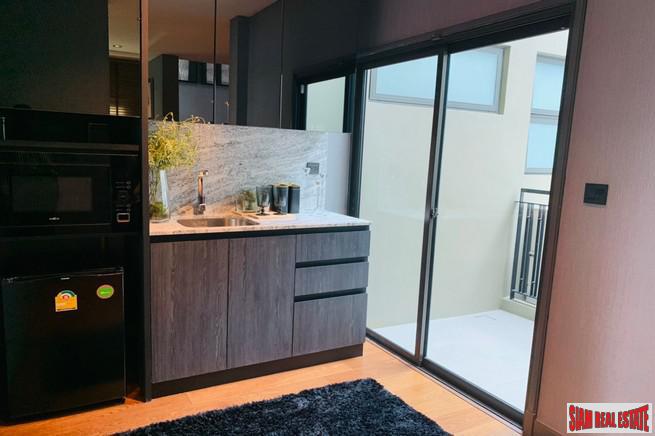 Luxury 4 Bed Show House for Sale in Exclusive Estate with Clubhouse at Bangchak Sukhumvit, close to BTS Phunnawithee