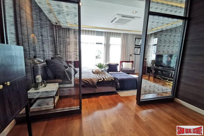 Luxury 4 Bed Show House for Sale in Exclusive Estate with Clubhouse at Bangchak Sukhumvit, close to BTS Phunnawithee