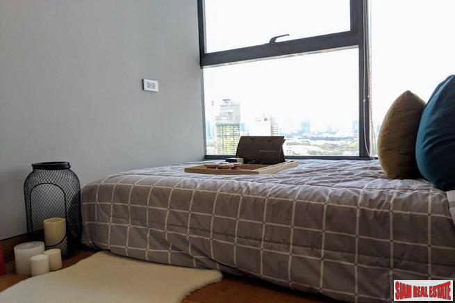 The Lumpini 24 | Fantastic City Views and Excellent Facilities - Two Bedroom Condo for Sale on Sukhumvit 24