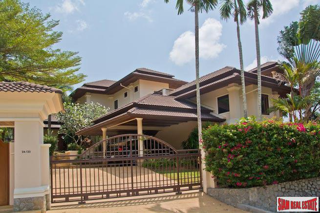 Lakewood Hills Estate | Exceptional Mountain View Villa with Private Pool and Many Extras - Excellent Holiday Rental Potential-29