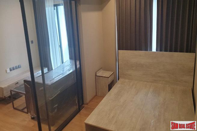 Na Va Ra Residence | New Modern One Bedroom Condo for Rent only 500 m. to BTS Chitlom