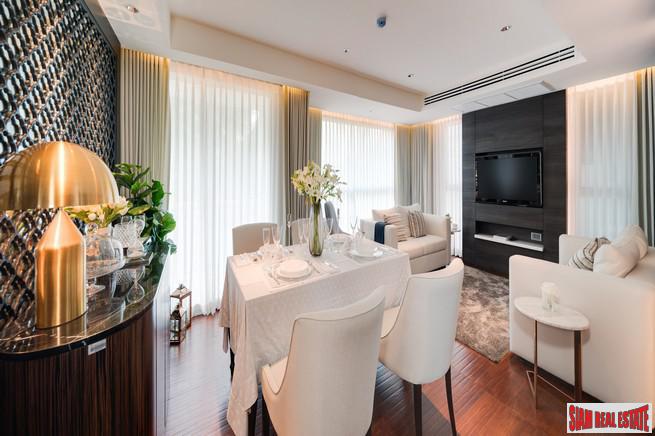 Luxury Low-Rise Freehold Residence Ready to Move in at the Exclusive Area of Ratchadamri, Lumpini - 2 Bed Units