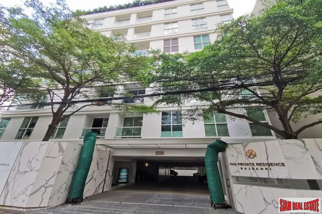 Luxury Low-Rise Freehold Residence Ready to Move in at the Exclusive Area of Ratchadamri, Lumpini - 2 Bed Plus Units