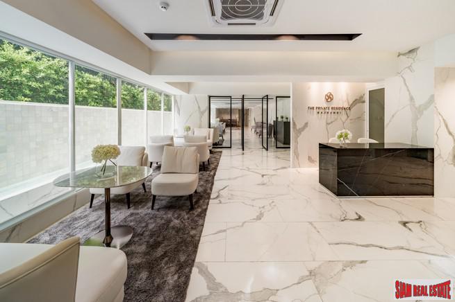 Luxury Low-Rise Freehold Residence Ready to Move in at the Exclusive Area of Ratchadamri, Lumpini - 2 Bed Plus Units