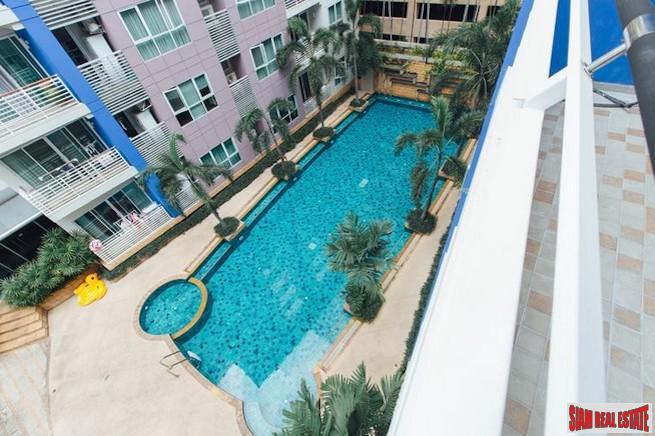 Avenue 61 Condominium | Spacious Contemporary Two Bedroom Low Rise Condo for Sale in a Quiet Area of Thonglor