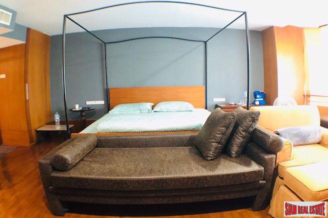 Noble House Thonglor 25