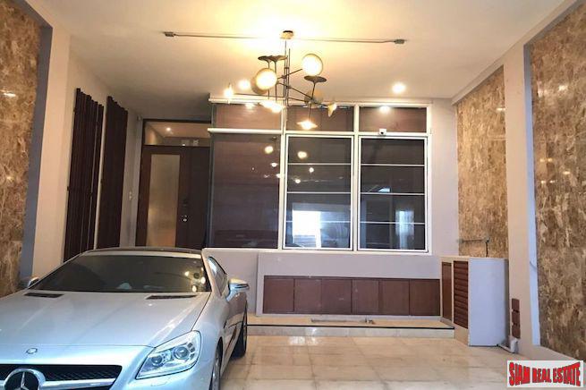 Noble House Thonglor 25