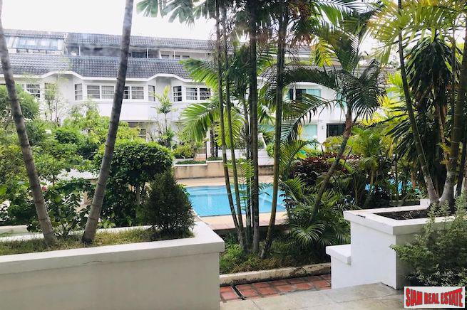Noble House Thonglor 25