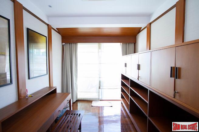 Noble House Thonglor 25