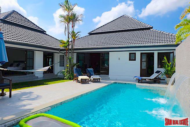 Loch Palm Cove | Large Courtyard Design Three Bedroom Pool Villa for Rent-0