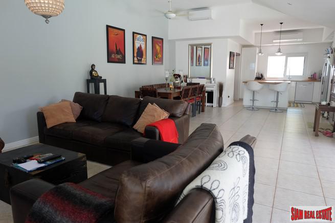 Loch Palm Cove | Large Courtyard Design Three Bedroom Pool Villa for Rent-4