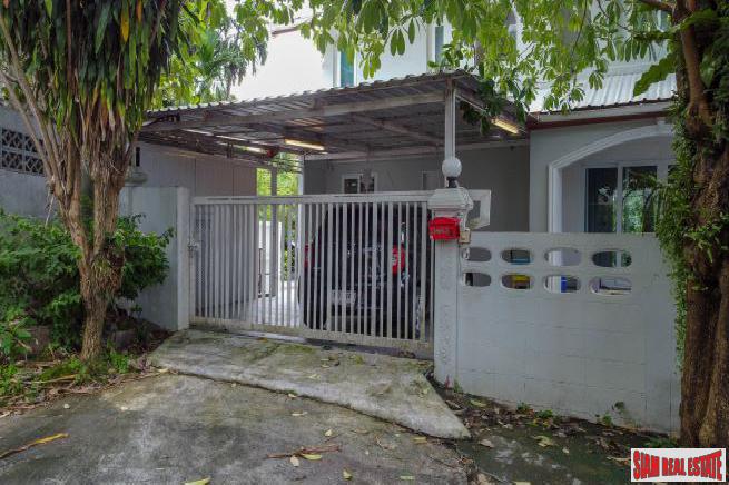 Stylish Four Bedroom Kathu House for Sale with Green Views - Great Location-20
