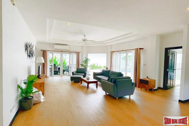 Tamarind Villa Phuket | Deluxe Three Bedroom Pool Villa for Rent in Chalong-12