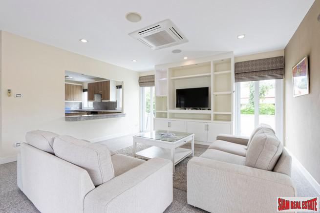 Laguna Homes | Spacious Four Bedroom Family Pool Villa on the Lake