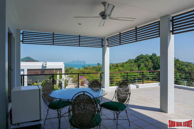 Sunny Sea Views & Exclusive Secure Well Maintained Estate - Four Bedroom Corner Penthouse for Sale-12
