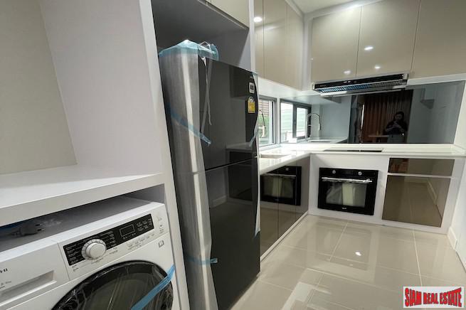 The Edition rama 9 Pattanakarn | Large Three Bedroom House with Private Plunge Pool + Extras for Rent-27