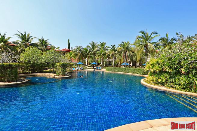 Laguna Park 2 | Three Bedroom, Three Storey New Townhouse with Rooftop Terrace + Private Swimming Pool-25