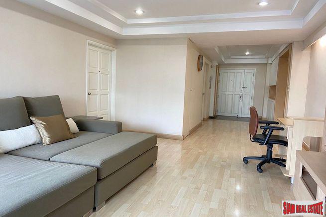 Royal Castle Sukhumvit 39 | Spacious Three Bedroom Condo with Built-in Furniture for Rent in Phrom Phong-4