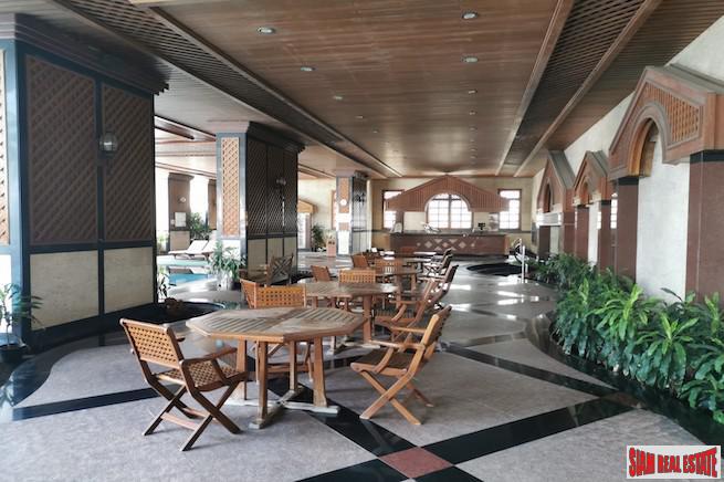 Las Colinas | Elegant & Spacious Two Bedroom Condo for Rent in Asoke-17
